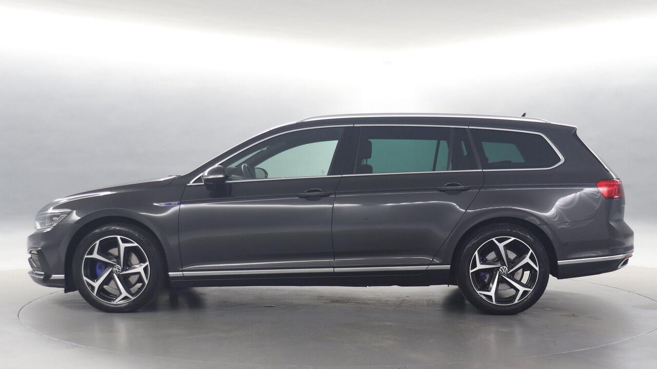 Volkswagen PASSAT Variant 1.4 TSI 218pk DSG PHEV GTE Business / Head-up Display / Stoelverwarming / Camera