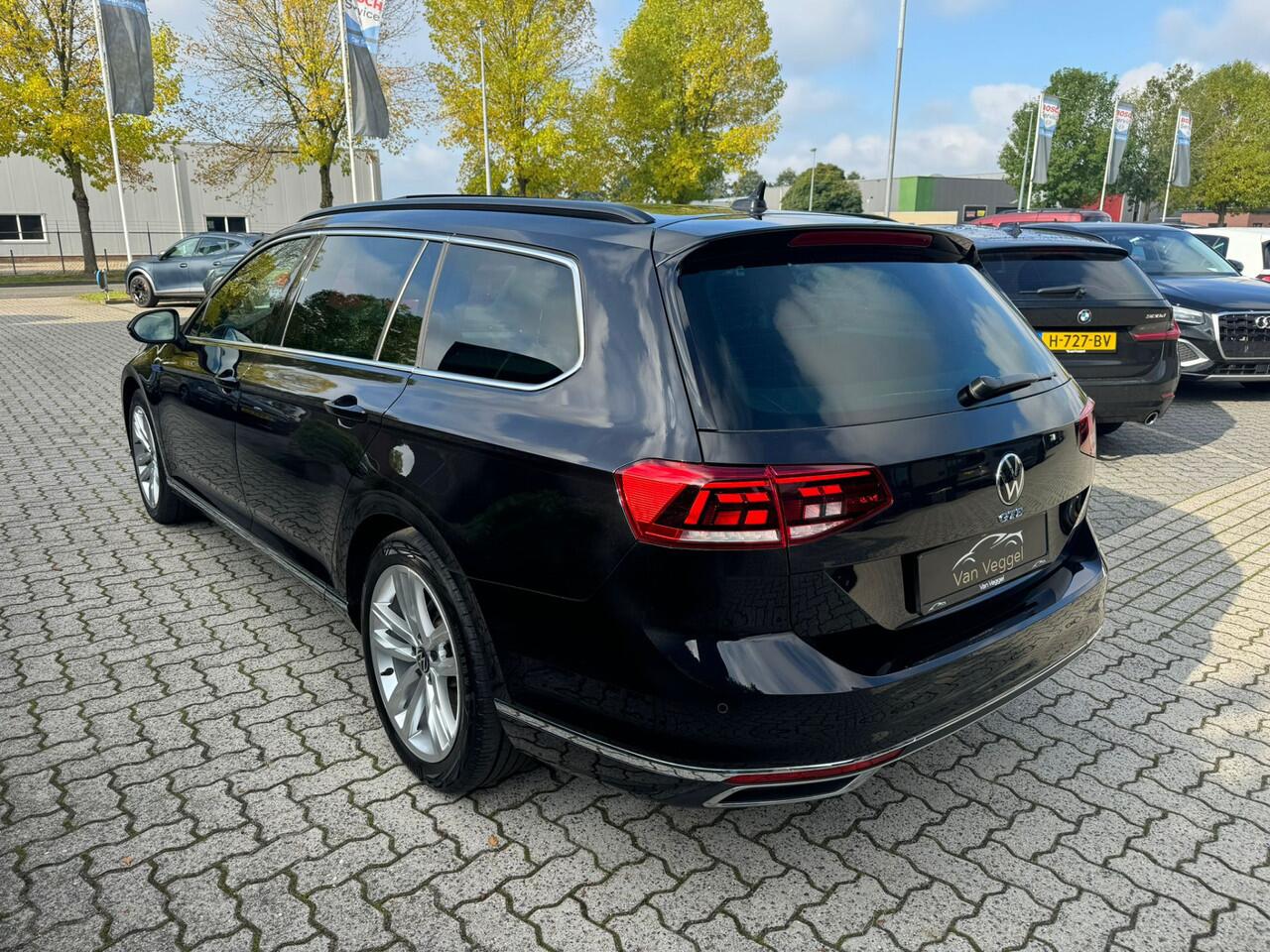 Volkswagen PASSAT Variant 1.4 TSI PHEV GTE pano, leer, virtual cockpit, cruise