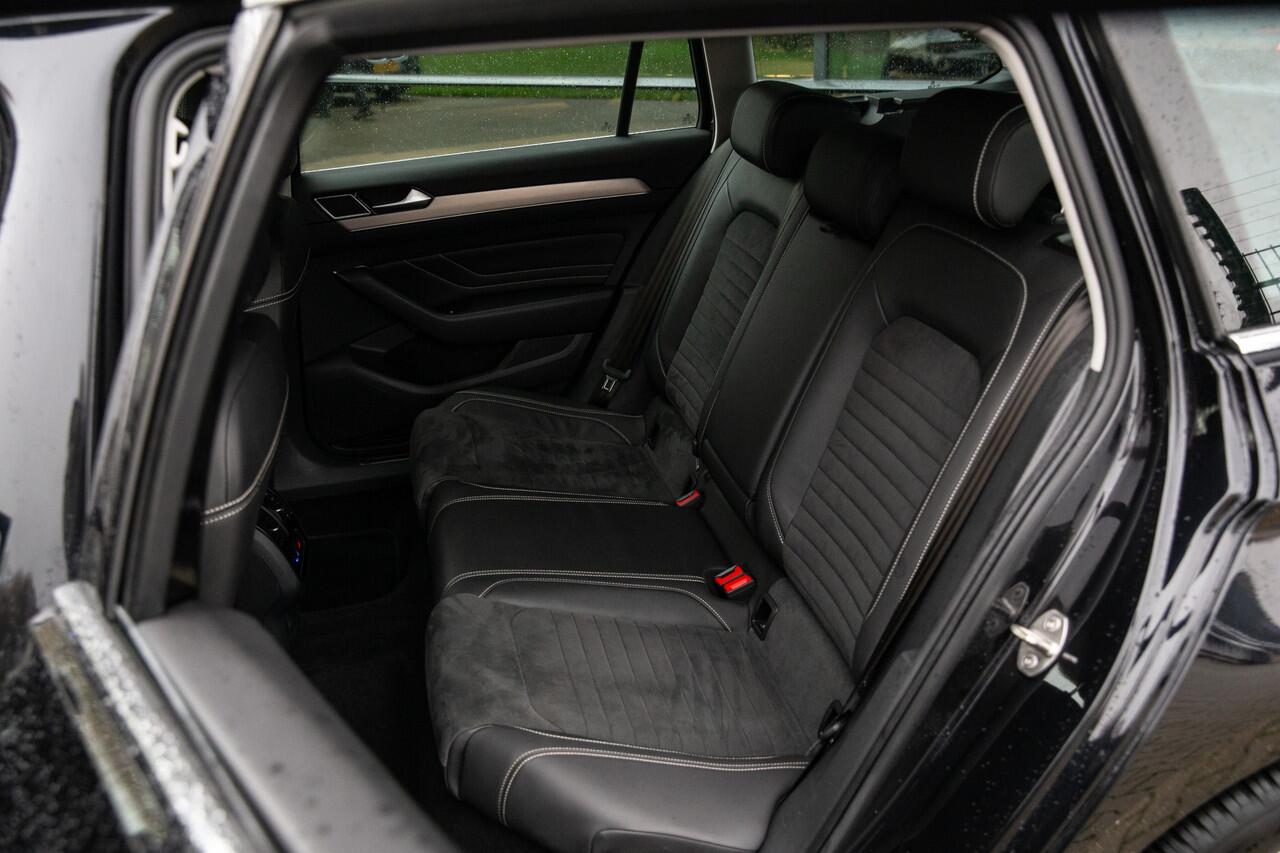 Volkswagen PASSAT Variant 1.5 TSI Elegance , Adap. cruise, Head-up display,