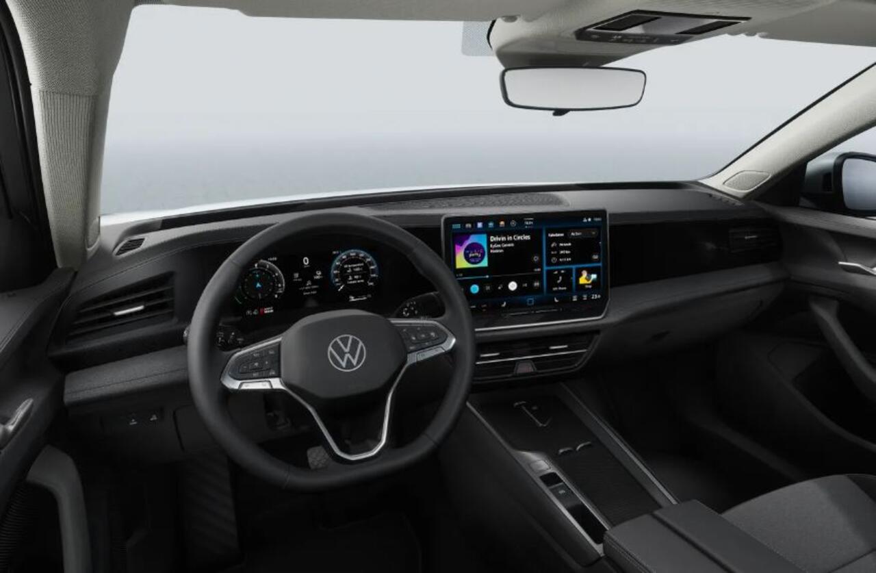 Volkswagen PASSAT Variant 1.5 eHybrid PRIVATE LEASE VANAF ¤ 549,-