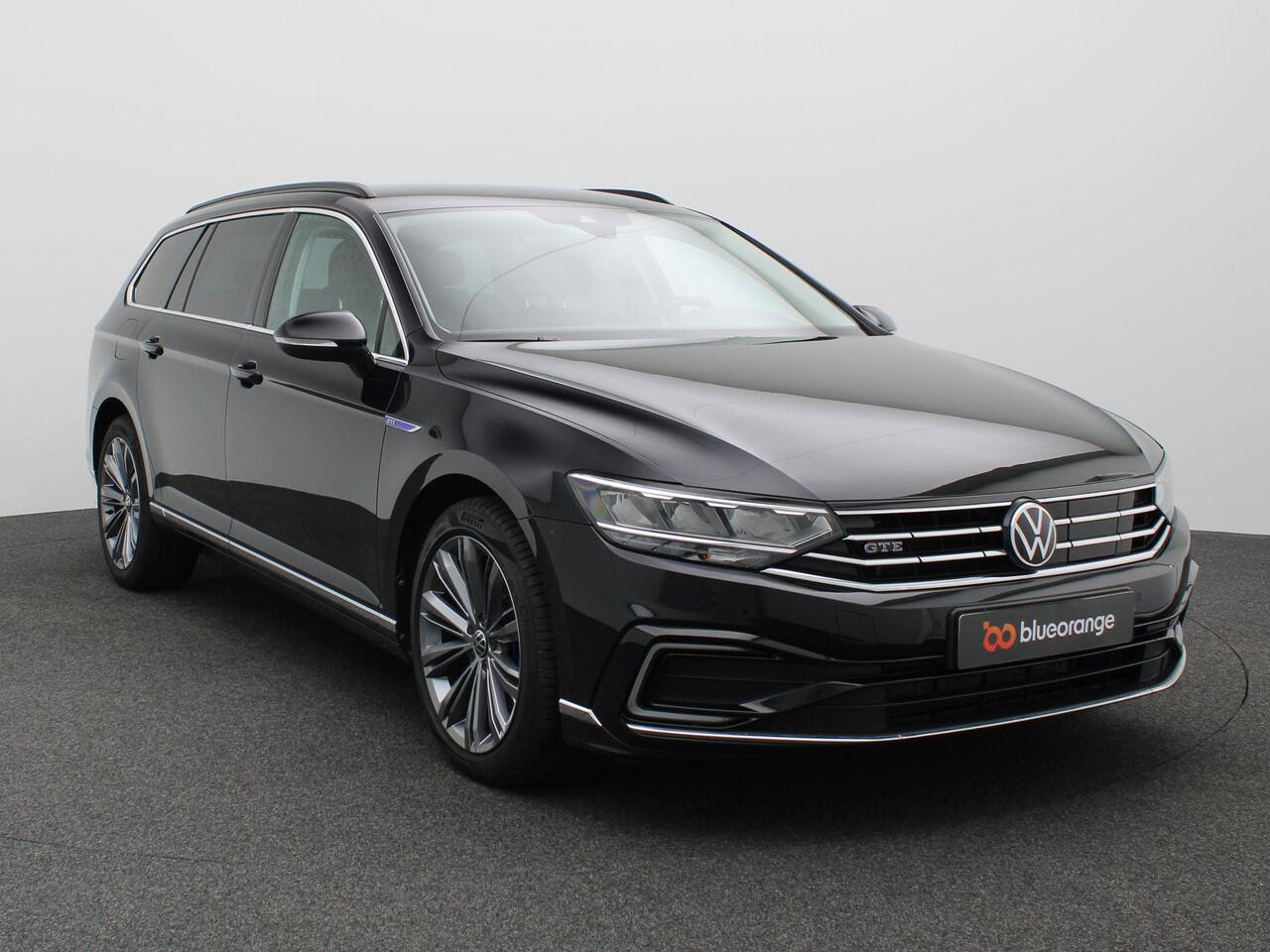 Volkswagen PASSAT Variant 1.4 TSI PHEV GTE Business 218PK DSG Achteruitrijcamera, Adaptieve Cruise Controle, Elektrische Achterklep, Stoelverwarming, Navi, 18" LM Velgen