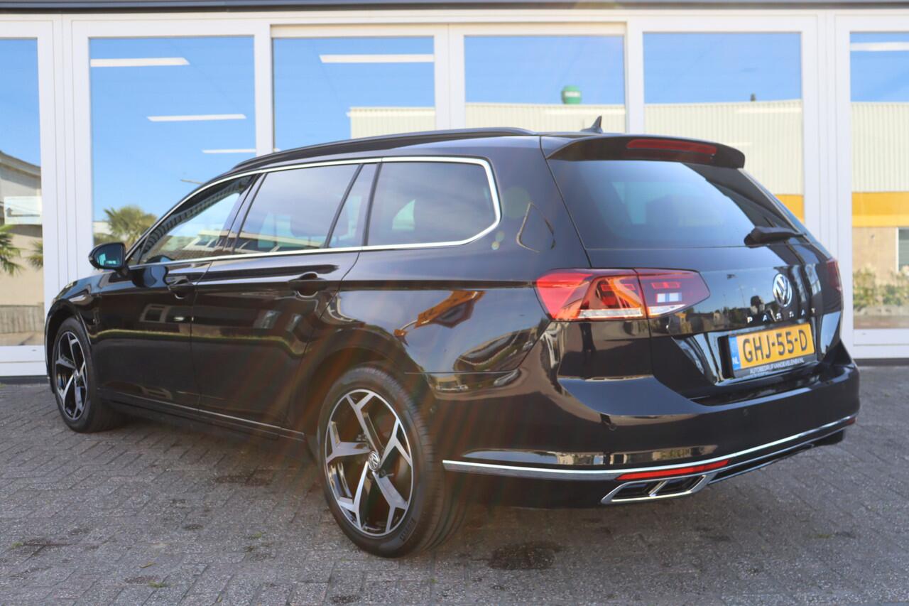 Volkswagen PASSAT Variant 1.5 TSI R-Line Business, Cruise Control, Automaat, Apple Carplay, Climate Control, PDC V+A, Navigatie, Trekhaak Inklapbaar, Prijs Is Rijklaar Inclusief 6 Maanden Garantie