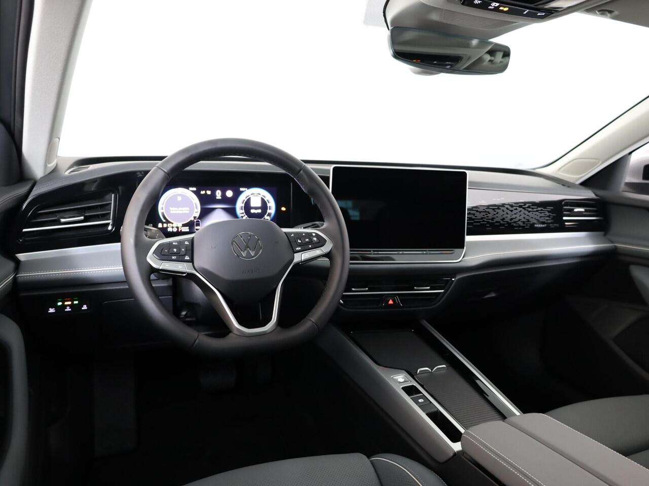 Volkswagen PASSAT Variant Elegance Business 1.5 eHybrid 150 kW / 204 pk Vari