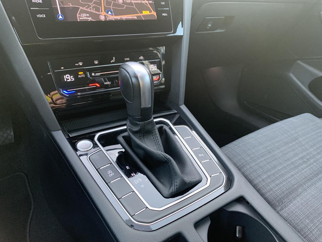 Volkswagen PASSAT Variant 1.5 TSi 150pk ACT Aut., Navi | Camera | Trekhaak