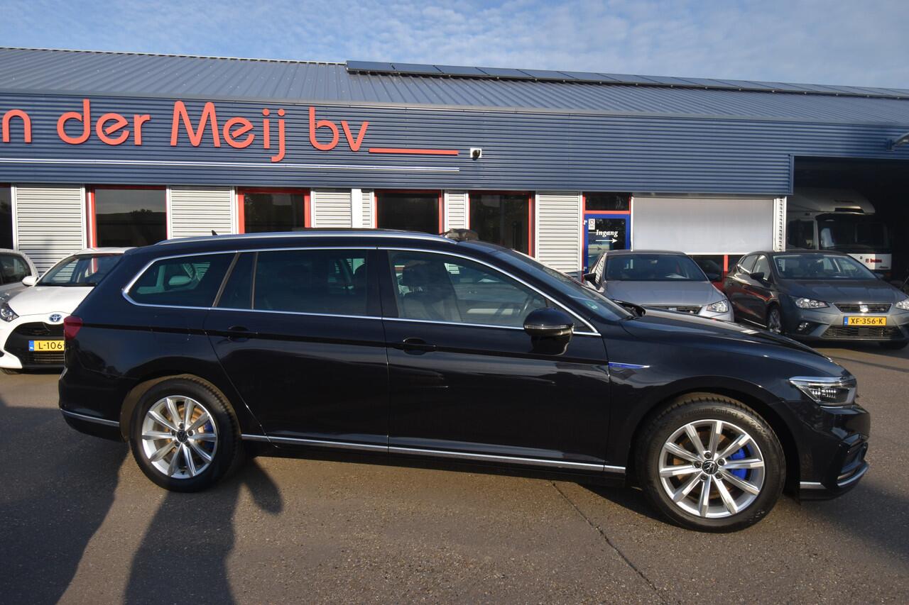 Volkswagen PASSAT Variant 1.4 TSI PHEV GTE Business , TREKHAAK , A UITRIJ CAM , PANORAMADAK , LED KOPL , PDC V+A ,