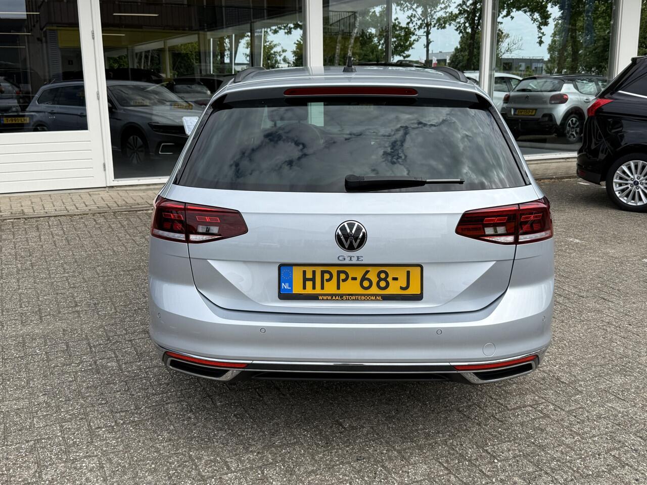 Volkswagen PASSAT Variant 1.4 TSI PHEV GTE Business LED | Massagestoel | DAB | Apple Carplay | Adapt. Cruise | PDC v+a incl. Camera | Stoelverwarming