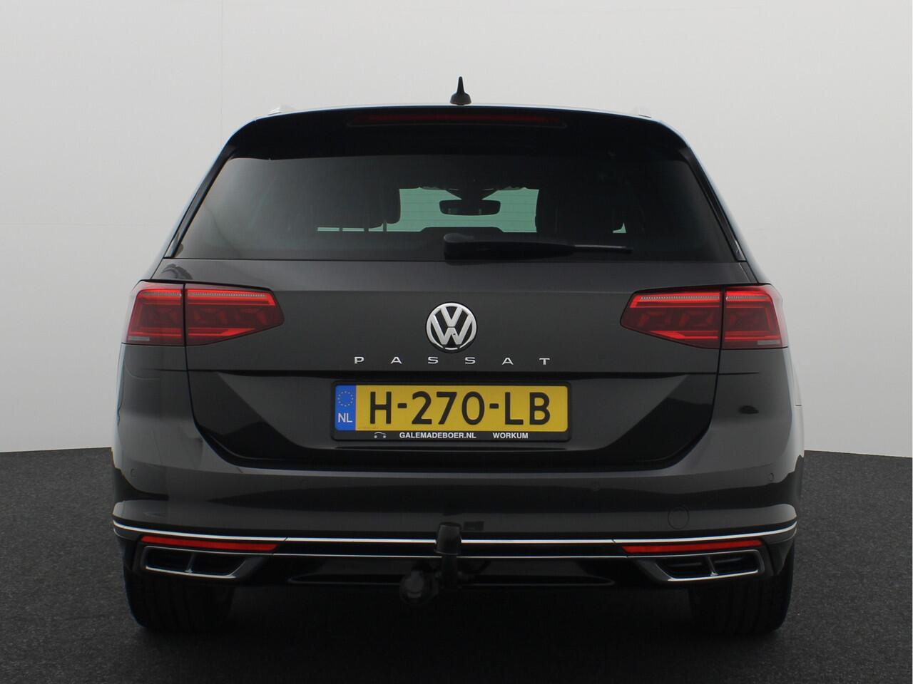 Volkswagen PASSAT Variant 1.5 TSI Elegance Business R FACELIFT / R-LINE / AUTOMAAT / GR NAVI / TREKHAAK / STOELVERW / CAMERA / FULL LED / NL-AUTO