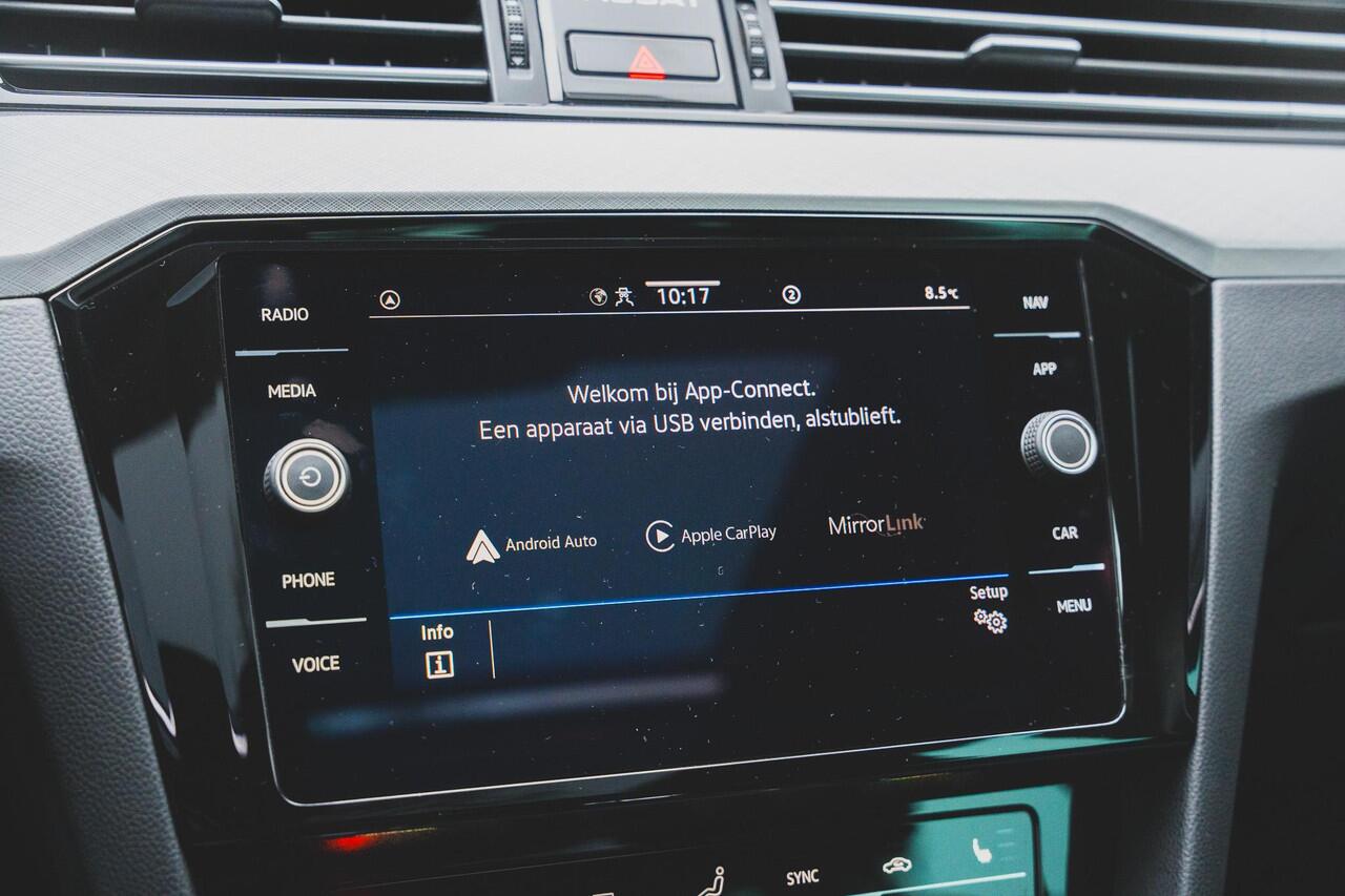 Volkswagen PASSAT Variant 1.4 TSI PHEV GTE PANO | STANDKACHEL | KEYLESS | CAMERA | MASSAGE