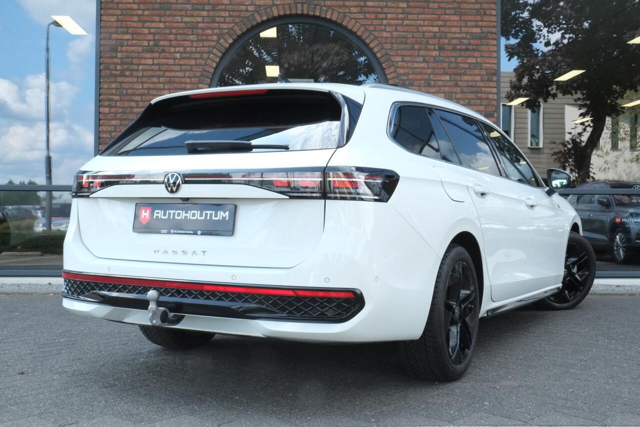 Volkswagen PASSAT Variant 2.0 TDI R-Line Business Panoramadak, Trekhaak, Lederen sportstoelen, Head-up display
