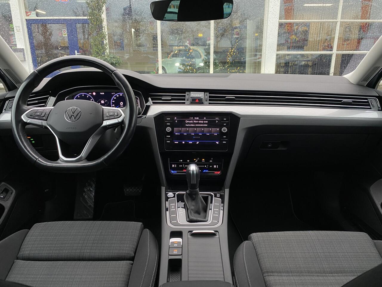 Volkswagen PASSAT Variant 1.5 TSI Business Automaat, Virtual cockpit, Camera, Rijklaar met beurt & garantie!