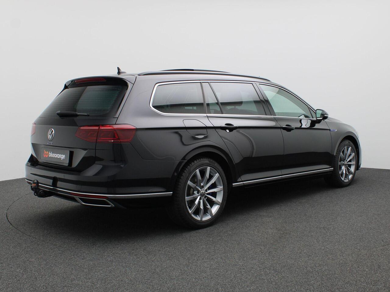 Volkswagen PASSAT Variant 1.4 TSI PHEV GTE Business 218PK DSG SOH 91%, Pano-Schuifdak, Trekhaak, Adaptieve Cruise Control, Achteruitrijcamera, Keyless, Stoelverwarming voor + achter, Virtual Cockpit, Elektr. Achterklep, Stuurwielverwaming, 18" LM Velgen