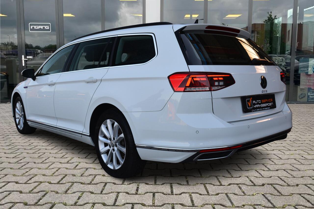 Volkswagen PASSAT Variant 1.4 TSI PHEV GTE Business | ACC | Camera | Winterpakket |