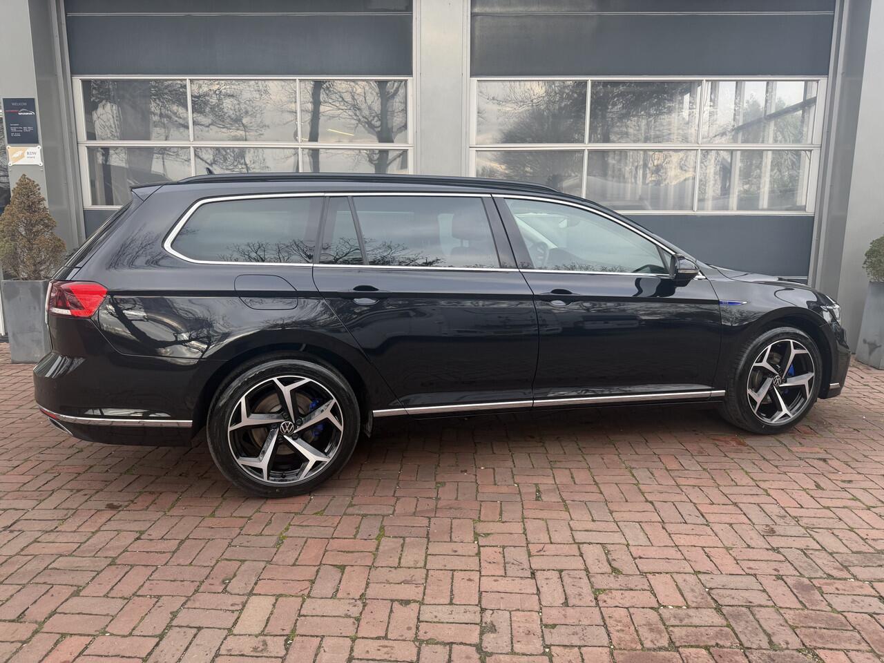 Volkswagen PASSAT Variant 1.4 TSI PHEV GTE Business Navigatie Apple Carplay/Android Auto Camera Parkeersensoren Stoelverwarming Virtual Cockpit Climate Control