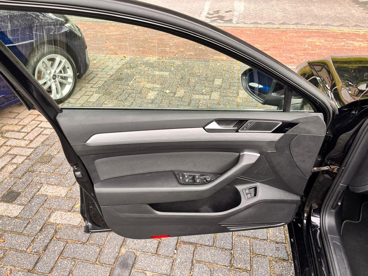 Volkswagen PASSAT Variant 1.4 TSI PHEV GTE Business