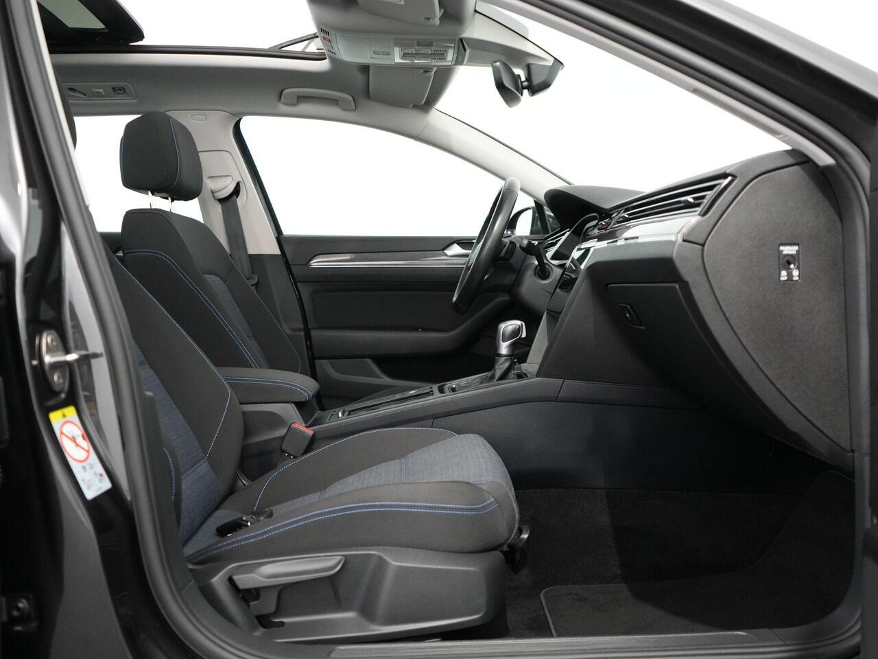 Volkswagen PASSAT Variant 1.4 TSI PHEV GTE Business | Matrix IQ | Virtual |Standkachel | Pano | Zwenkhaak |