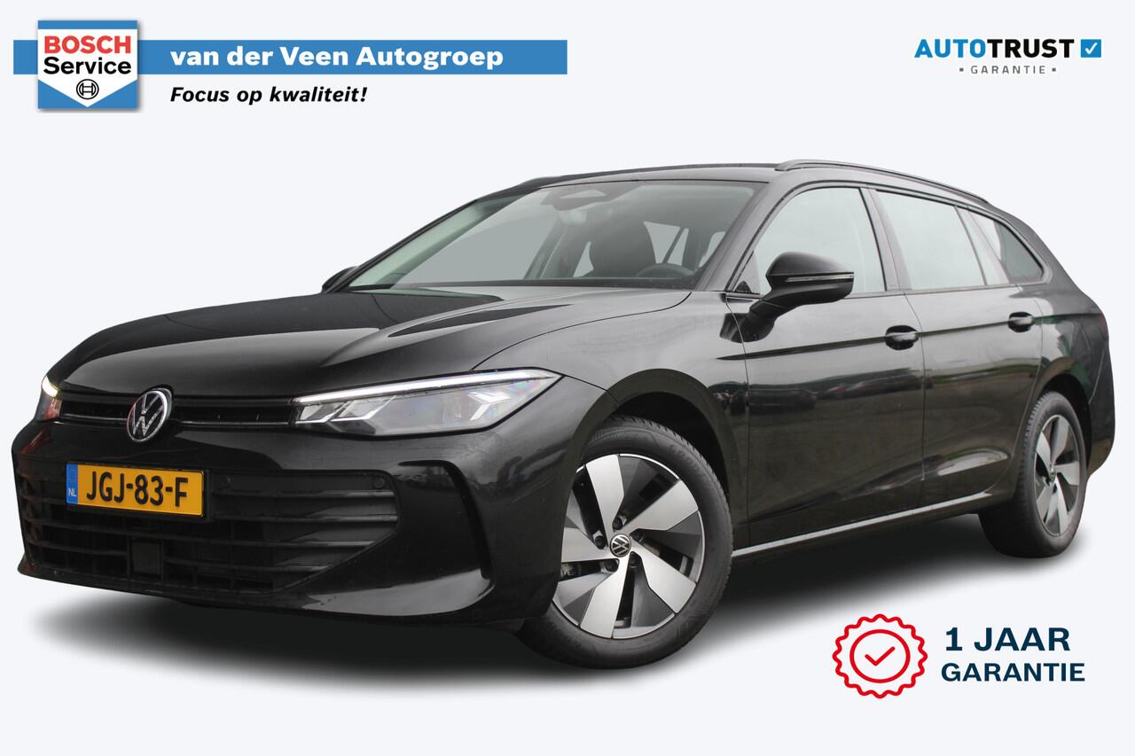 Volkswagen PASSAT Variant 1.5 eTSI 150 pk | Incl. 12 maanden Garantie | Stoel/stuur verwarming | Achteruitrijcamera | Adaptive cruise controle | Dodehoekdetectie | Parkeersensoren V+A | Navigatie | Apple CarPlay/Android Auto | Draadloze telefoonlader | Climate controle | L
