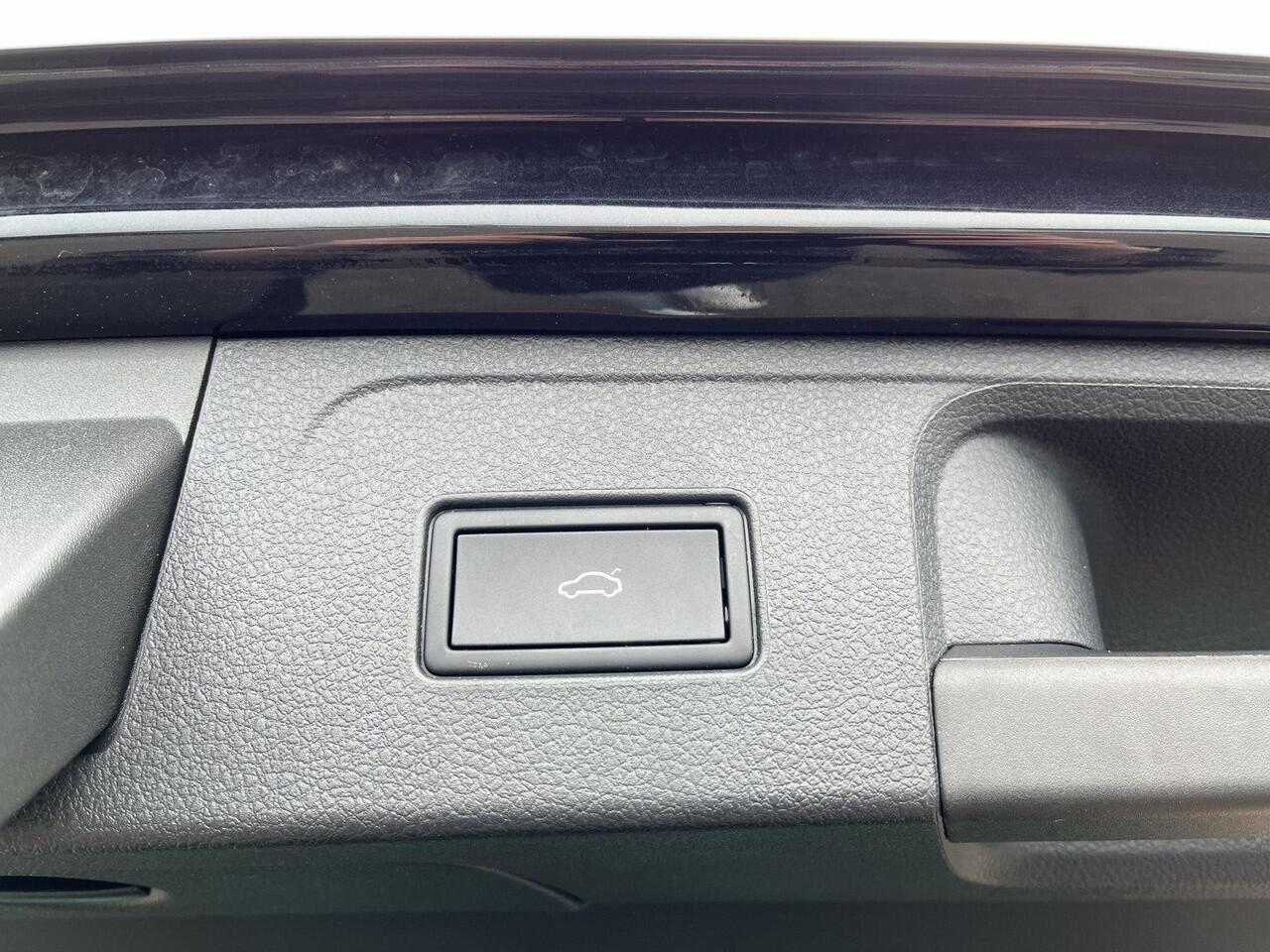 Volkswagen PASSAT Variant 1.4 TSI DSG6 GTE Business | 100% SOH | PHEV | 218 Pk| Trekhaak | ACC | Pano | Elec. A-Klep | ERGO |