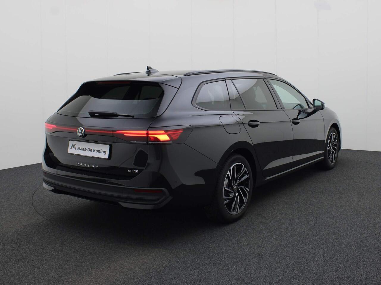 Volkswagen PASSAT Variant 1.5 eTSI/150PK Business · Achteruitrijcamera · Trekhaak · Cruise Control Adaptief