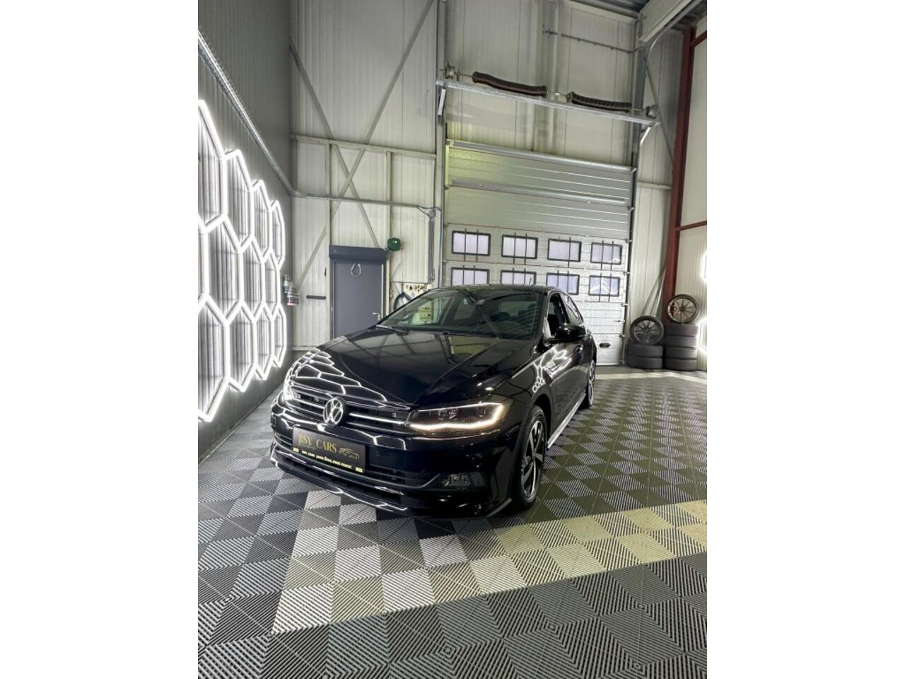 Volkswagen POLO R-Line 1.0 Tsi Dsg Bj2021 31dkm!!! Financiering mogelijk