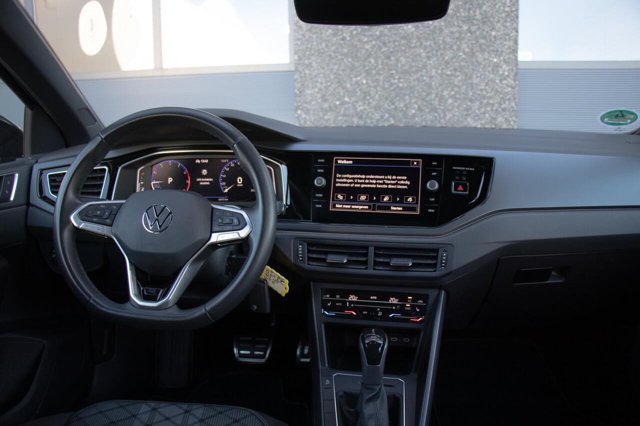 Volkswagen POLO 1.0 TSI R-Line | 2 X R-Line | DSG Automaat | 1 Eigenaar | IQ Light | LED Bar | Camera | ACC | Climate | Carplay | Stoelverwarming | Sfeer | Front Assist | Lane Assist | Navigatie Voorbereiding | BTW Auto | Garantie