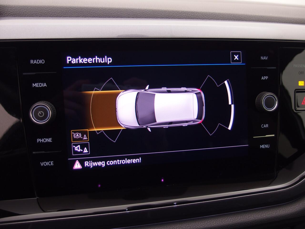 Volkswagen POLO 1.0 TSI Highline STOELVERW / CLIMA / PDC / BLUETOOTH / ACC / ZWARTE HEMEL!