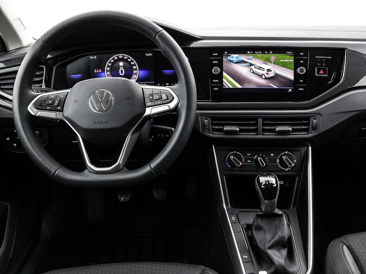 Volkswagen POLO Life Edition 1.0 TSI 95 PK 5 versn. Hand · Multimedia Pakket · Parkeersensoren voor en achter · Prijs is inclusief inruilpremie ·