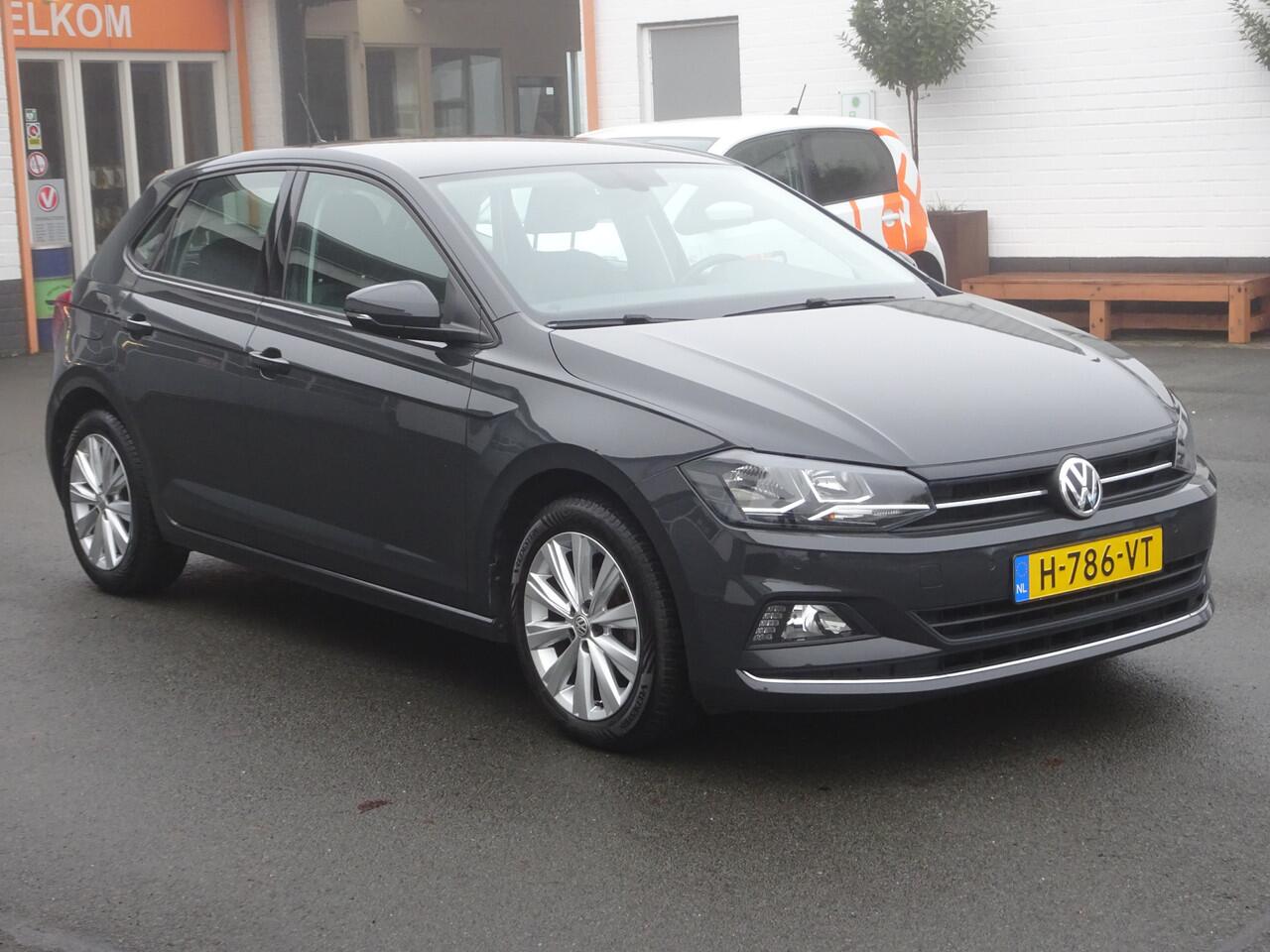 Volkswagen POLO 1.0 TSI Highline Automatische airco, trekhaak, automaat, navigatie, parkeersensoren, cruise controle, sportstoelen, licht metalen velgen, enz. GEEN IMPORT