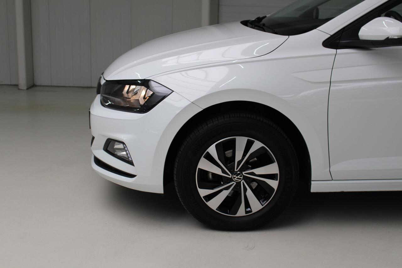Volkswagen POLO 1.0 TSI Comfortline Navigatie | Lichtmetalen velgen | Airco |