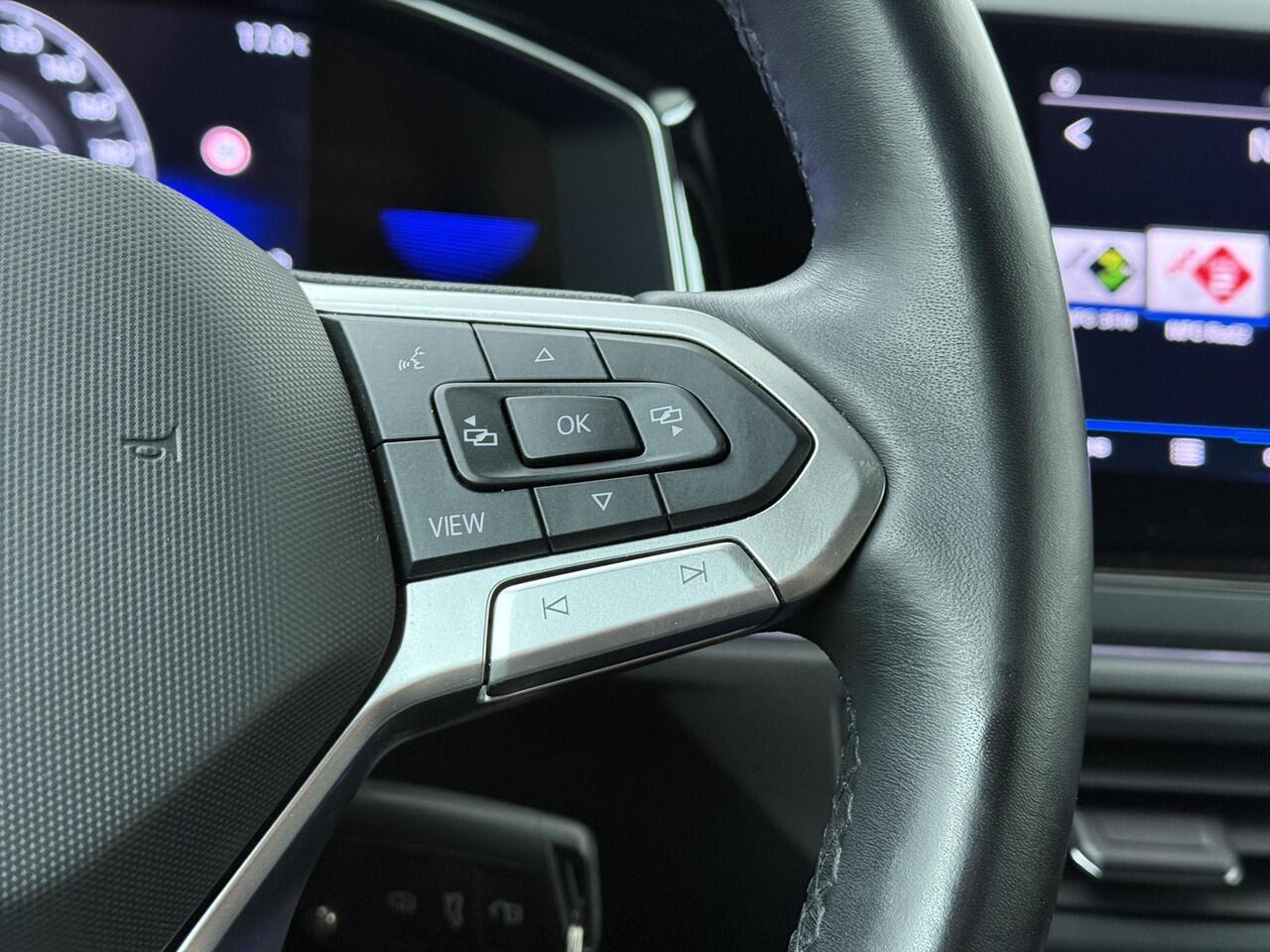 Volkswagen POLO 1.0 TSI R-Line | 95 PK| Multifunctioneel stuurwiel | Cruisecontrol | Parkeersensoren |