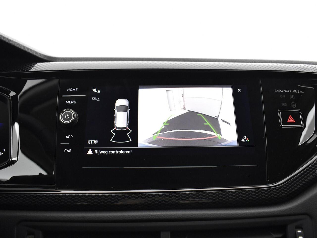 Volkswagen POLO Life Edition 1.0 TSI 95 pk 5 versn. Hand · achteruitrijcamera · regensensor ·