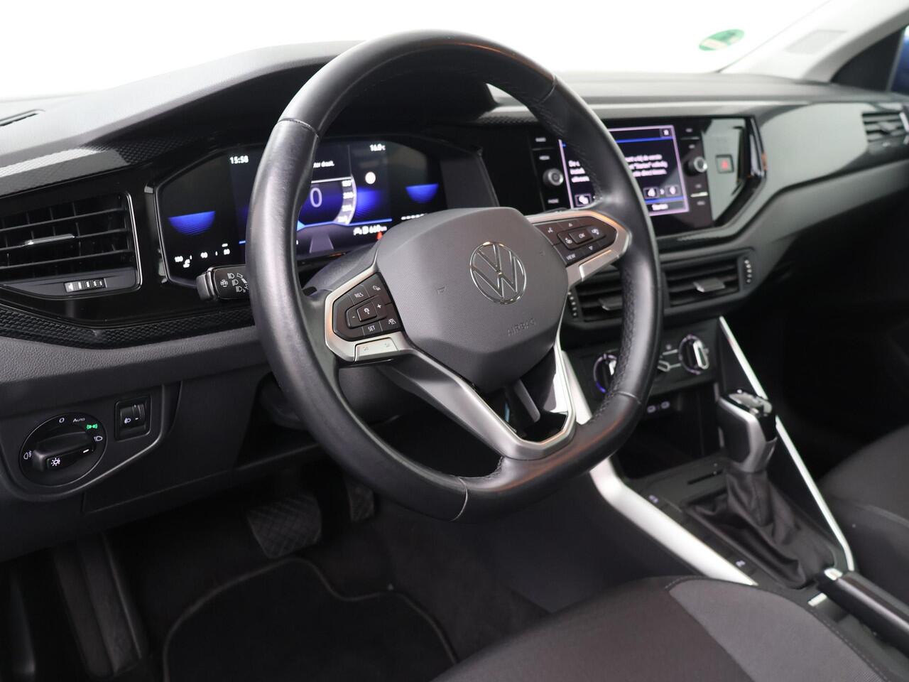 Volkswagen POLO 1.0 TSI Life Navigatie | Apple Carplay | Parkeersensoren voor en achter | DAB-radio | LM-velgen | ACC |