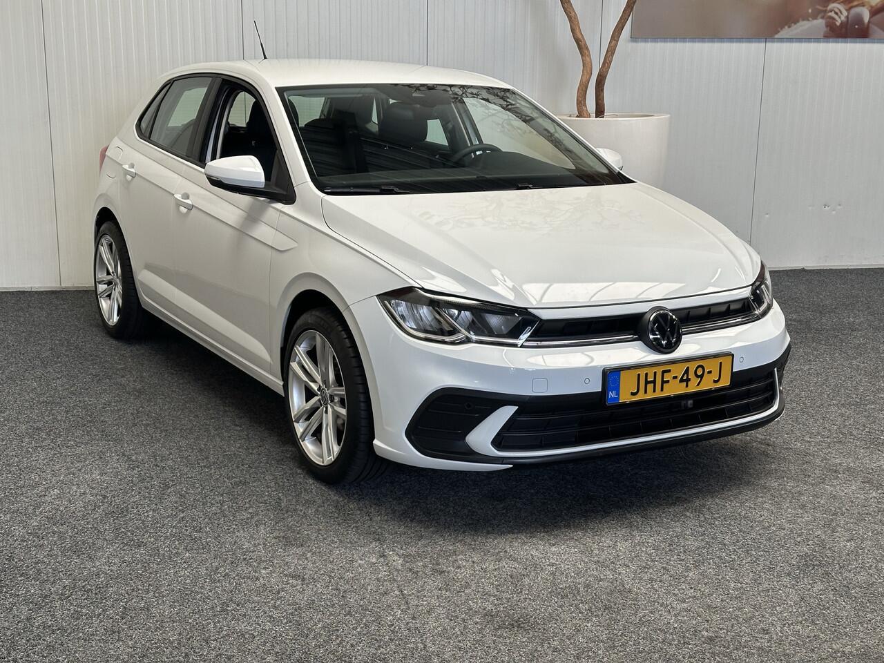 Volkswagen POLO 1.0 MPI COMFORTLINE CRUISE CONTROL AIRCO STOELVERWARMING RIJSTROOKSENSOREN BLUETOOTH TELEFOON MEDIA VOORBEREIDING PDC ZEER MOOI !! 3010