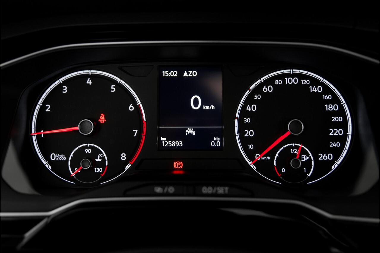 Volkswagen POLO 1.0 TSI Highline Business R Panoramadak 3x R-line Apple carplay Android auto climatcontrol