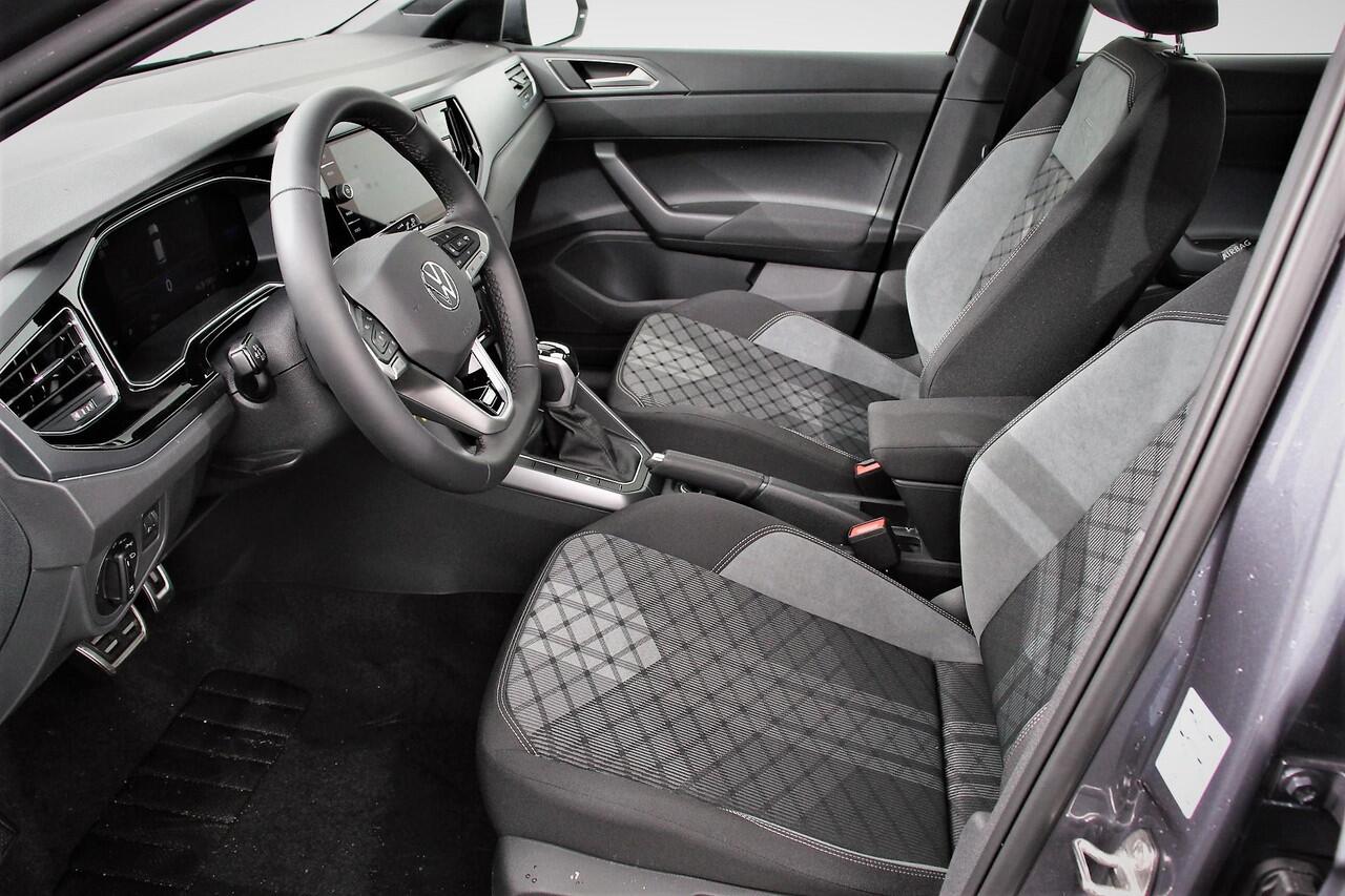 Volkswagen POLO 1.0 TSI DSG R-Line Panorama dak Camera 17" Lichtmetalen Velgen Navigatie Apple Carplay / Android Auto Climate Control