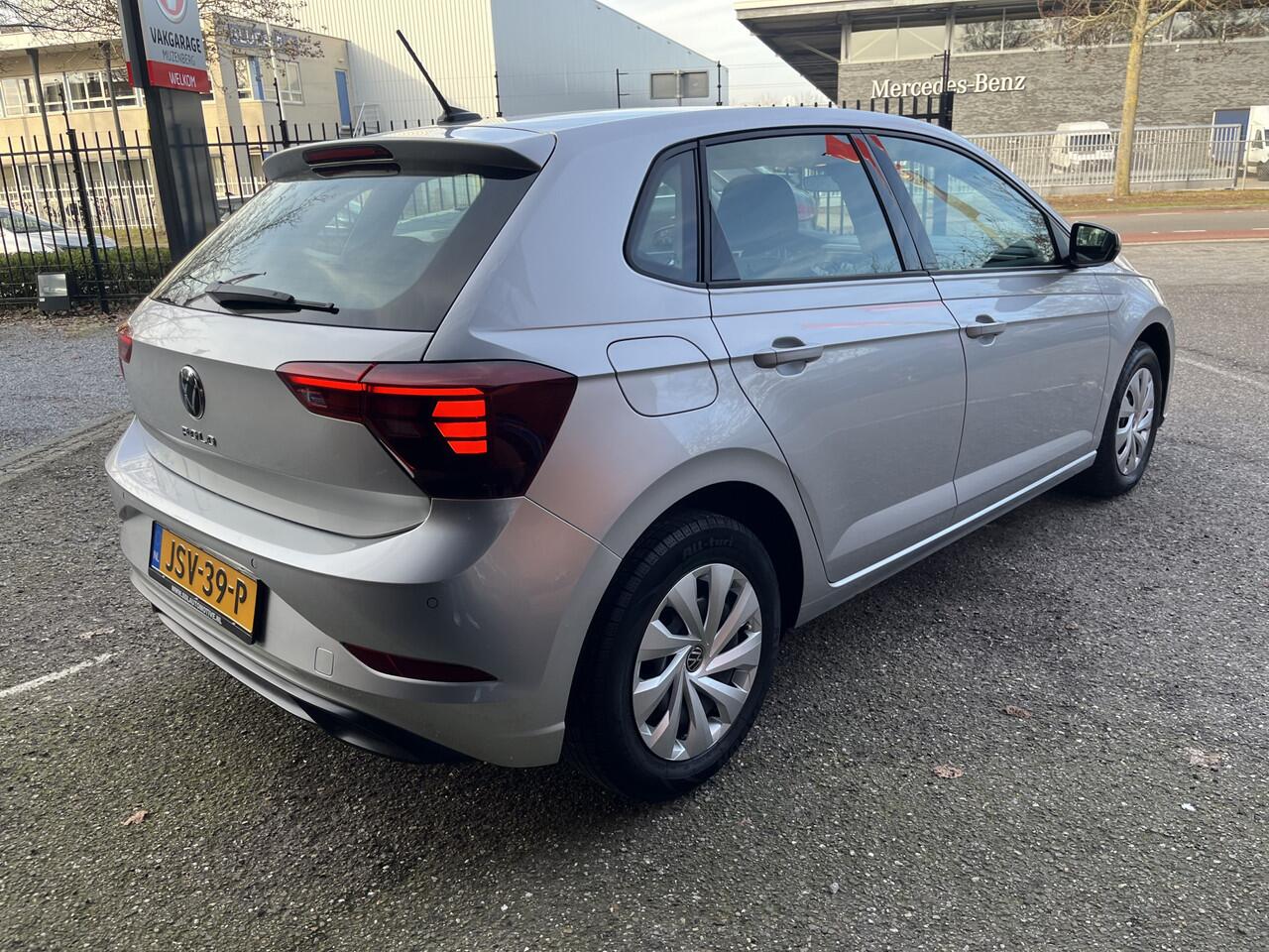 Volkswagen POLO 1.0 TSI Comfortline 1e EIGENAAR!! // FULL LED // APPLE CARPLAY / ANDROID AUTO // PDC V+A // CRUISE