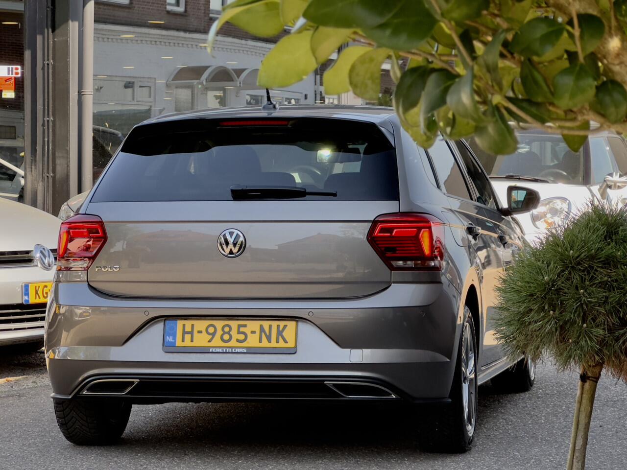 Volkswagen POLO 1.0 TSI R-LINE HIGHLINE. NAVI AIRCO PARKPILOT APPLE-CARPLAY LED LMV PDC