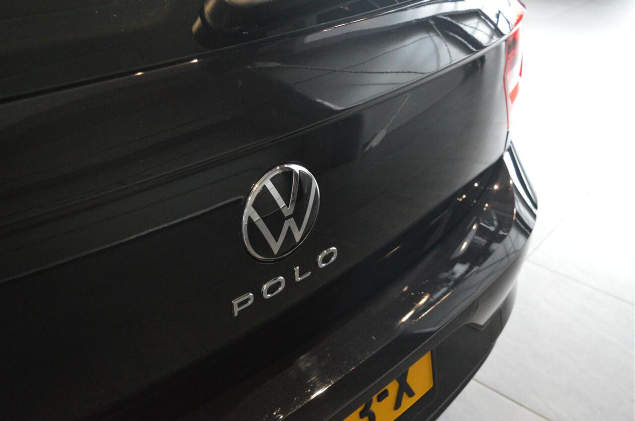 Volkswagen POLO 1.0 TSI R-LINE clima cruise pano camera led 17 inch !!