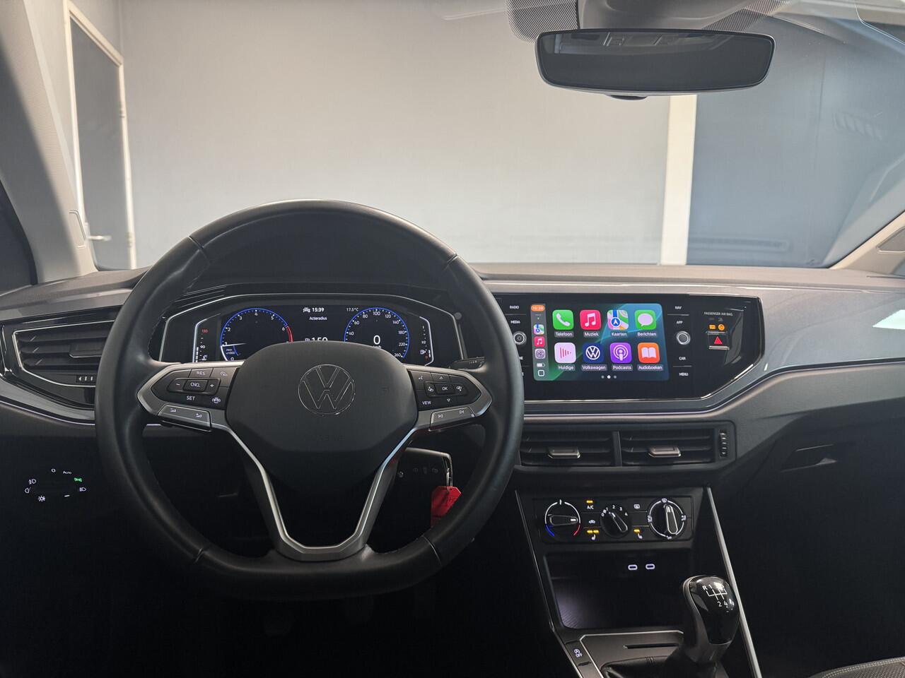 Volkswagen POLO 1.0 IQ Light/Stoelverwarming/AppConnect