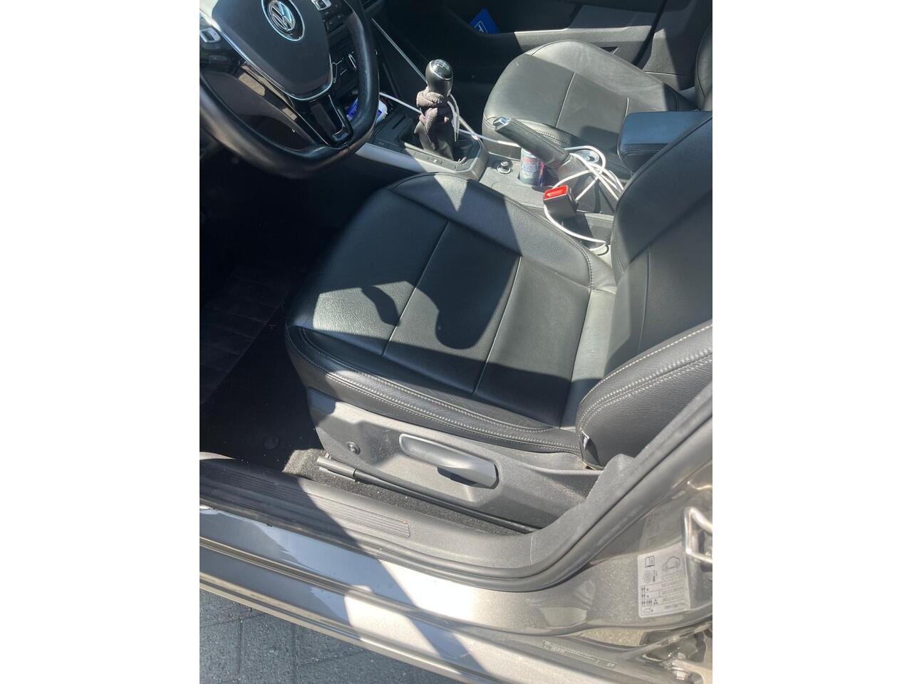 Volkswagen POLO 1.0 TSI Comfortline leer stoelverwarming apple play nieuwe apk schijven en blokken voor