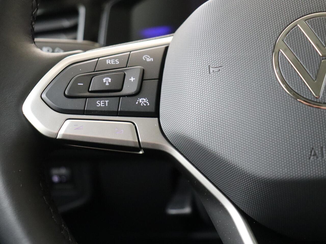 Volkswagen POLO Life Edition | 'App-Connect' smartphone integratie | Airconditioning automatisch (Climatronic), 2-zone | Buitenspiegels elektrisch instel- verwarm- en inklapbaar