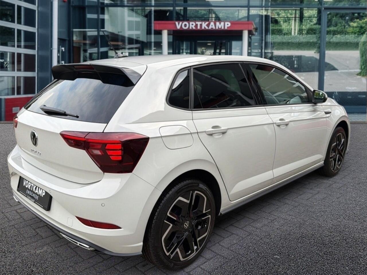 Volkswagen POLO 1.0 TSI DSG R-LINE PANO-DAK/CAMERA/CARPLAY/ACC/STOELVERW