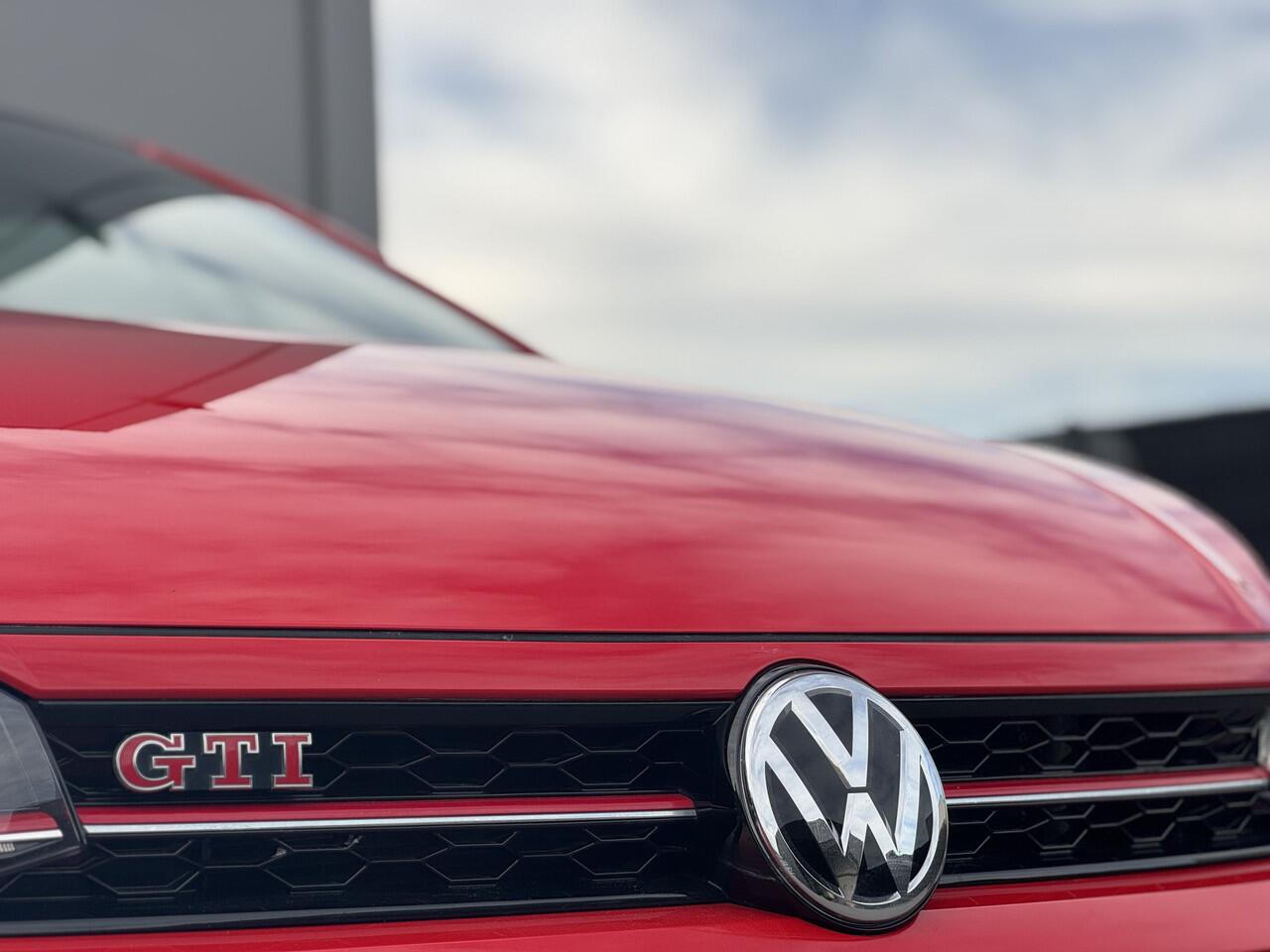 Volkswagen POLO 2.0 TSI DSG GTI | Panorama | Virtual | 18" | Apple CarPlay