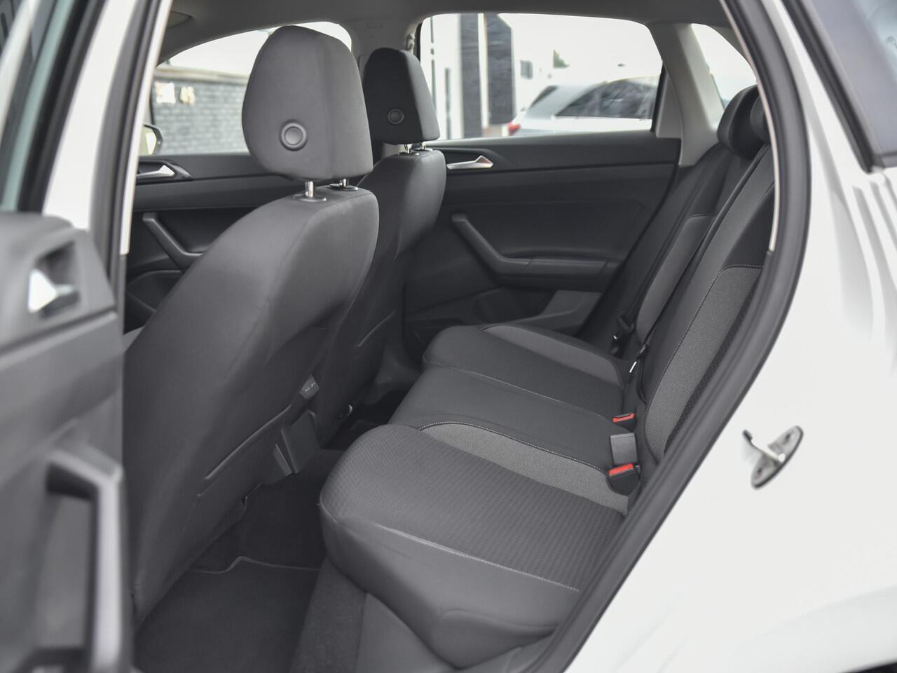 Volkswagen POLO 1.0 TSI Life Digitaal display 18 inch velgen Stoelverwarming