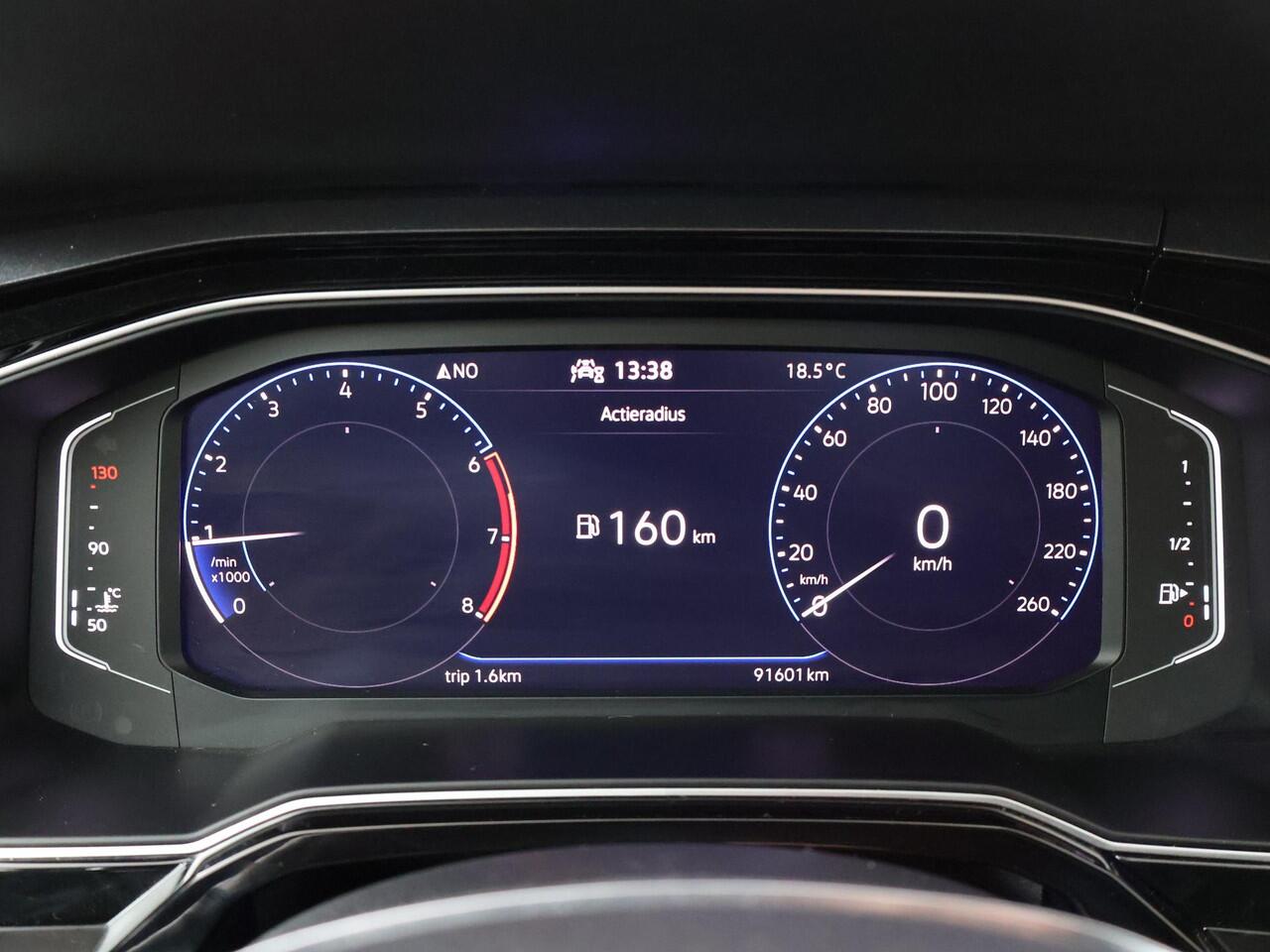 Volkswagen POLO 1.0 TSI Highline | 95 PK | Navigatiesysteem | Achteruitrijcamera | Apple Carplay/Android Auto | R-Line |