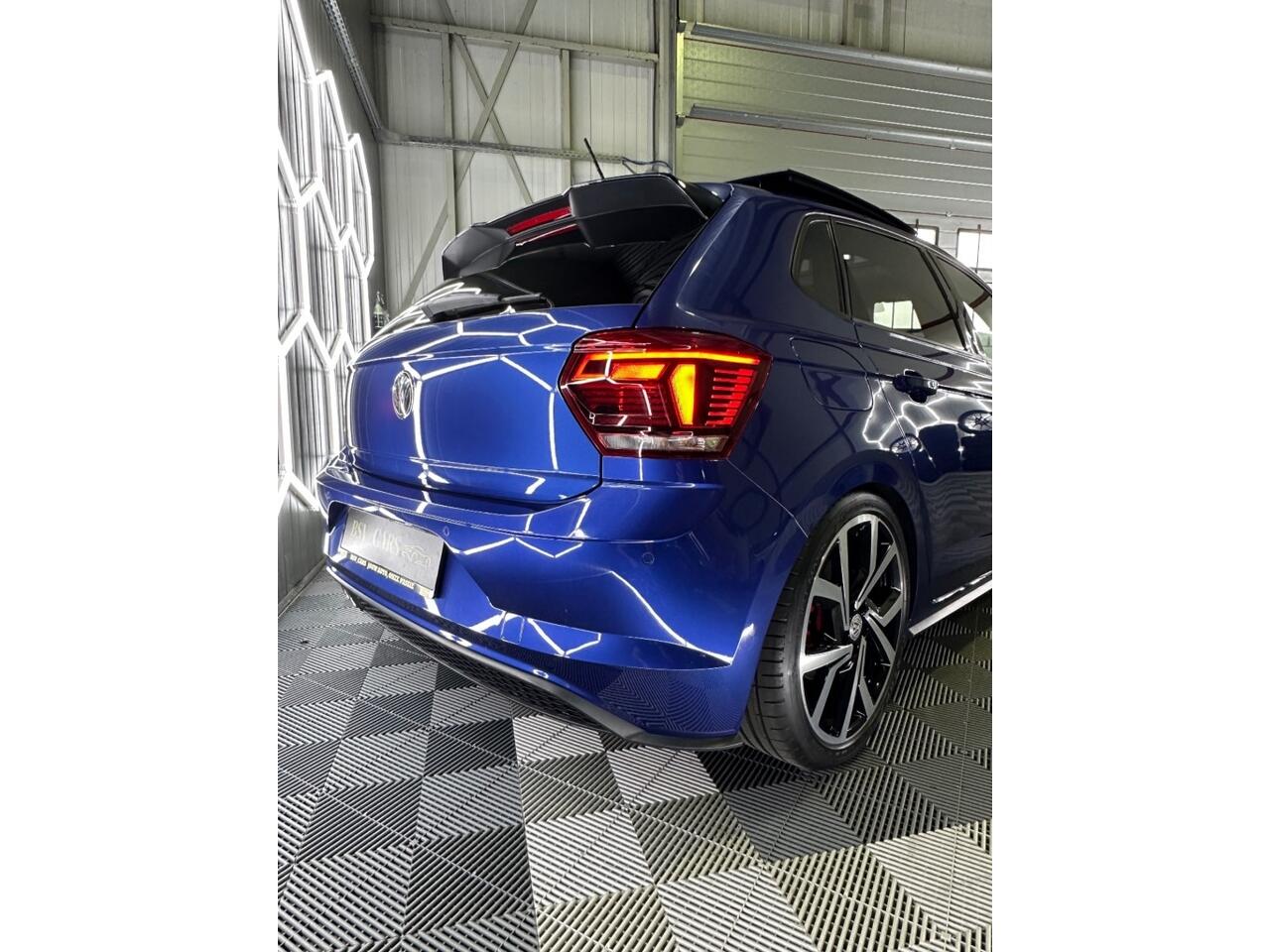 Volkswagen POLO 2.0 GTI Virtual Pano Dsg Beats Camera Kw-V3 verlagingset