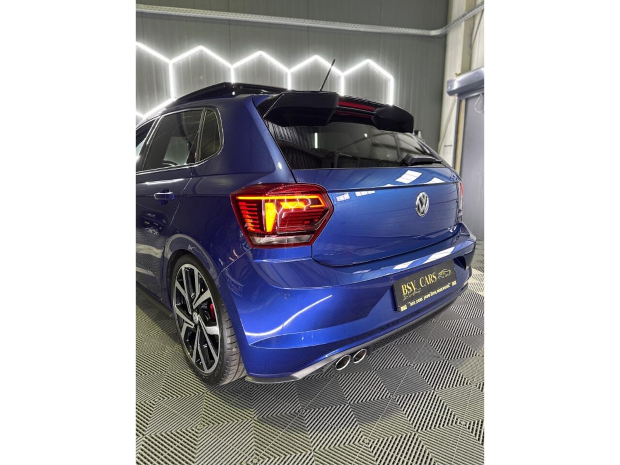 Volkswagen POLO 2.0 GTI Virtual Pano Dsg Beats Camera Kw-V3 verlagingset