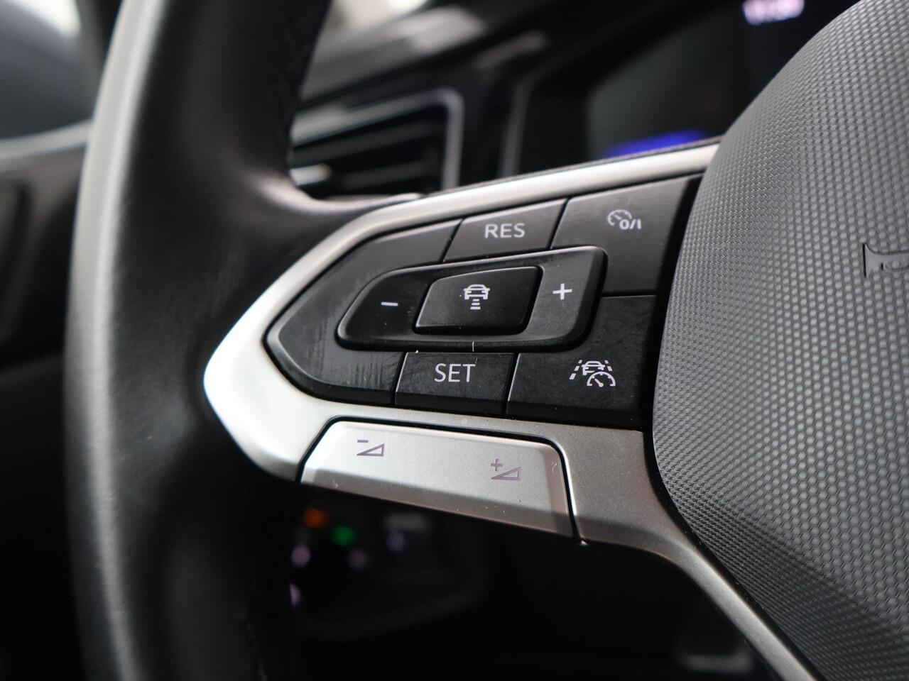 Volkswagen POLO 1.0 TSI Life | 95 PK | Led verlichting | Parkeersensoren | Adaptive cruise control |