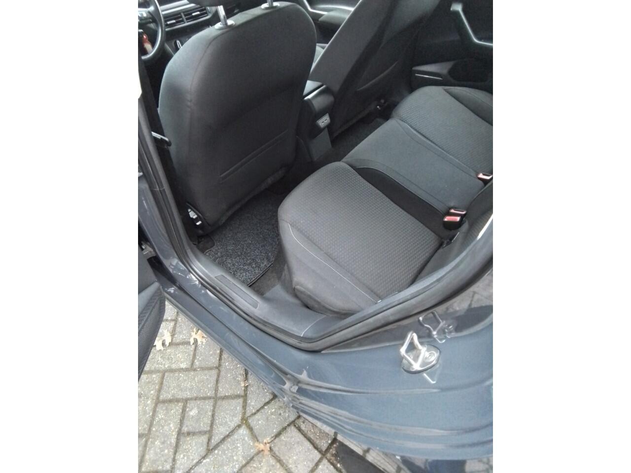 Volkswagen POLO 1.0 TSI Comfortline Navigatie Adaptive cruiscontrole RIJKLAAR