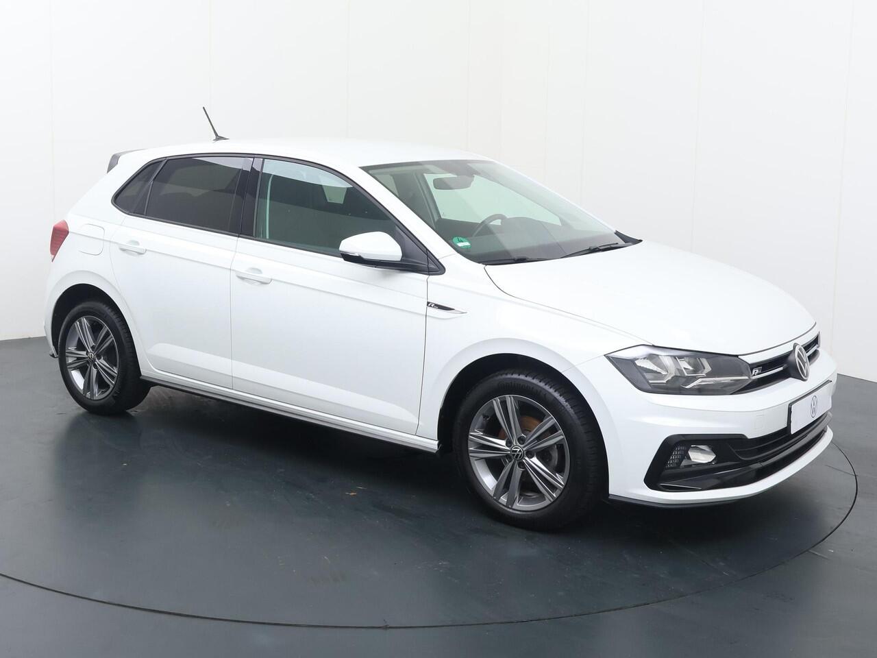 Volkswagen POLO 1.0 TSI R-Line Edition | 95 PK | Cruisecontrol | Achteruitrijcamera | App-Connect | Navigatie |