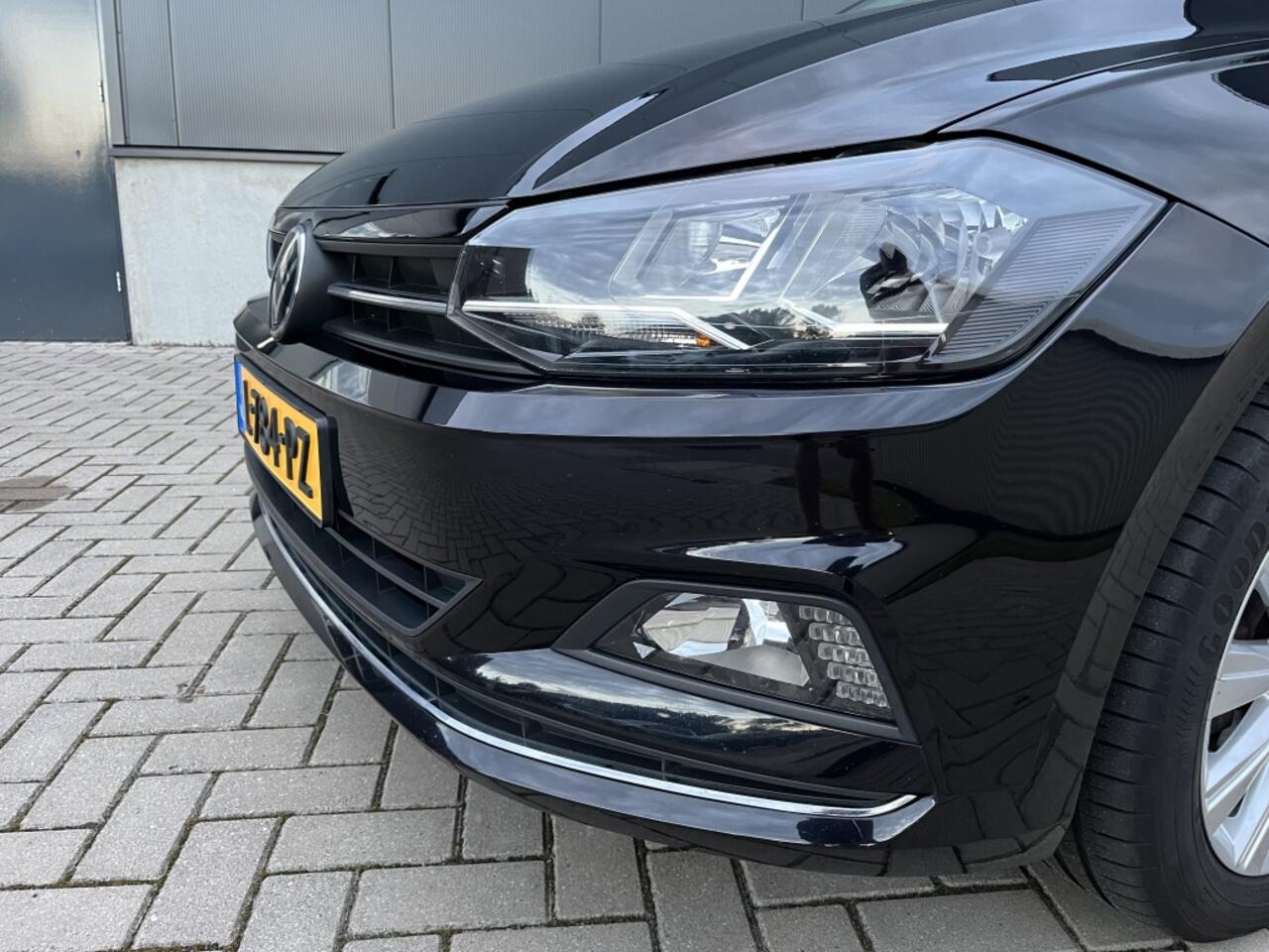 Volkswagen POLO 1.0 TSI Highline